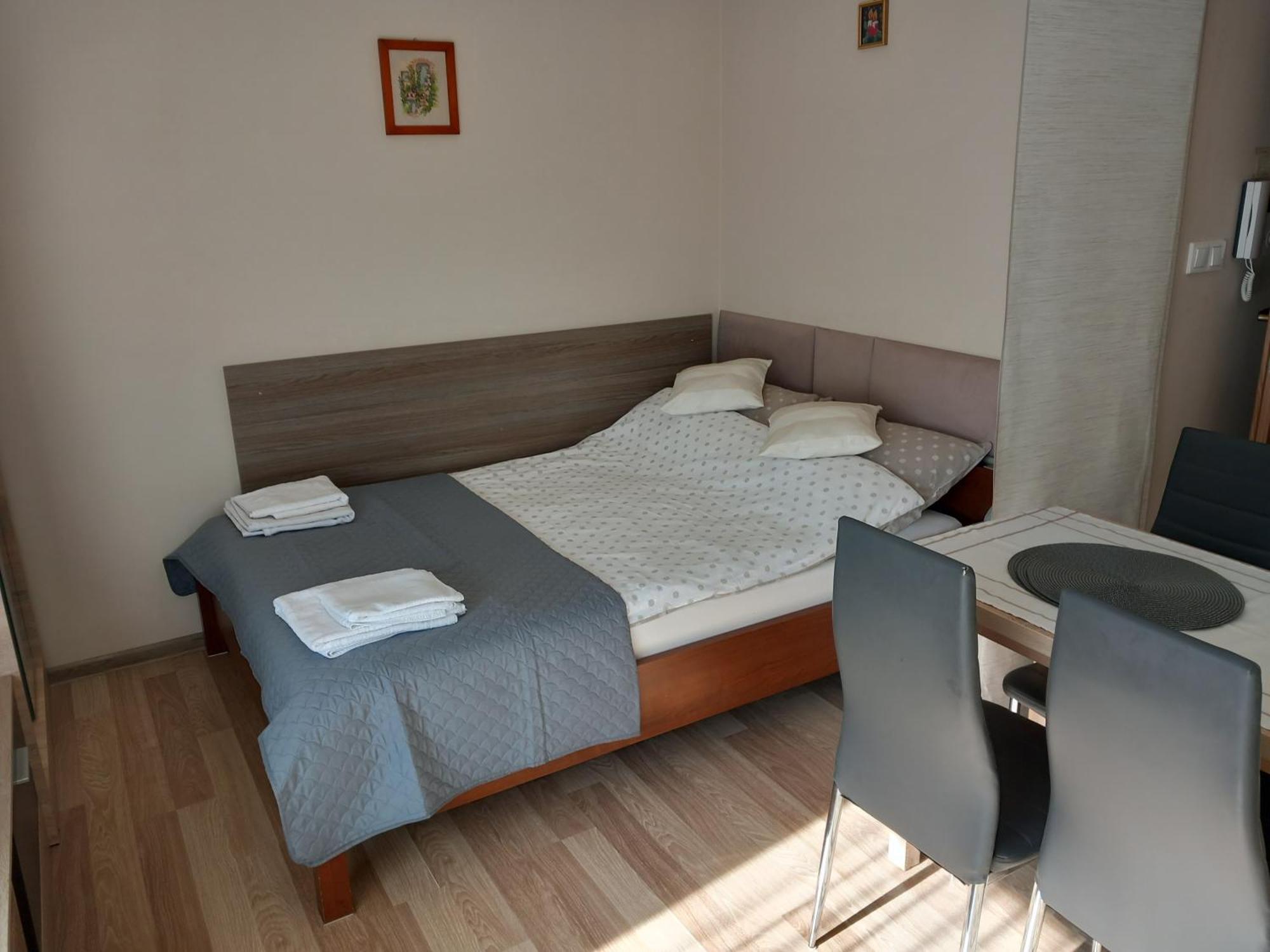 Apartament Jelenia Gora - Cieplice מראה חיצוני תמונה