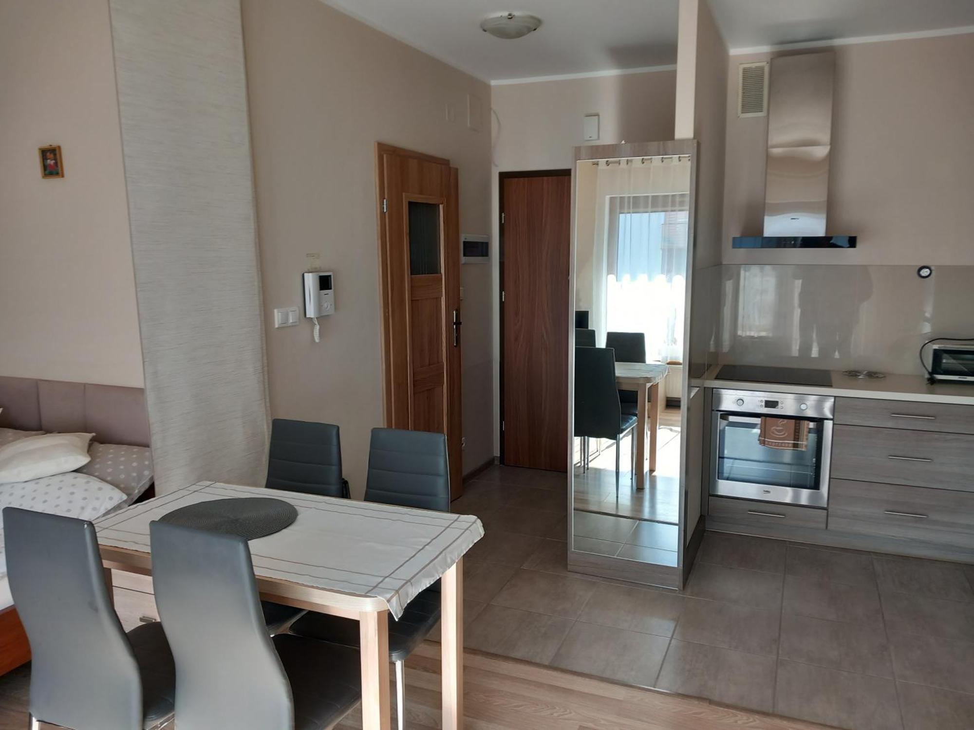 Apartament Jelenia Gora - Cieplice מראה חיצוני תמונה
